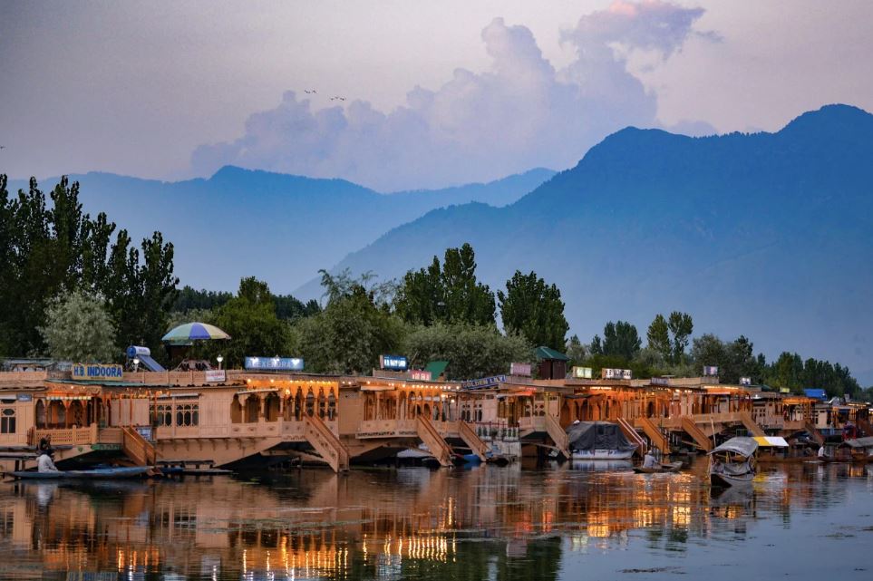 كشمير جنة الله فى الأرض. (5)