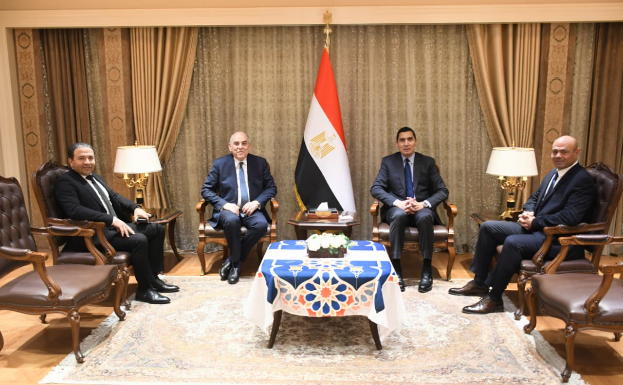 جوهر نبيل يسنقبل