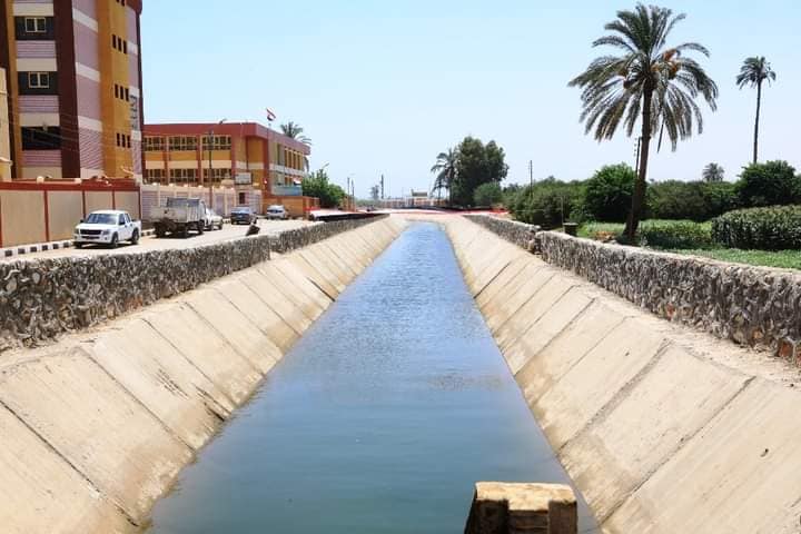 تبطين وتأهيل الترع بسوهاج (1)