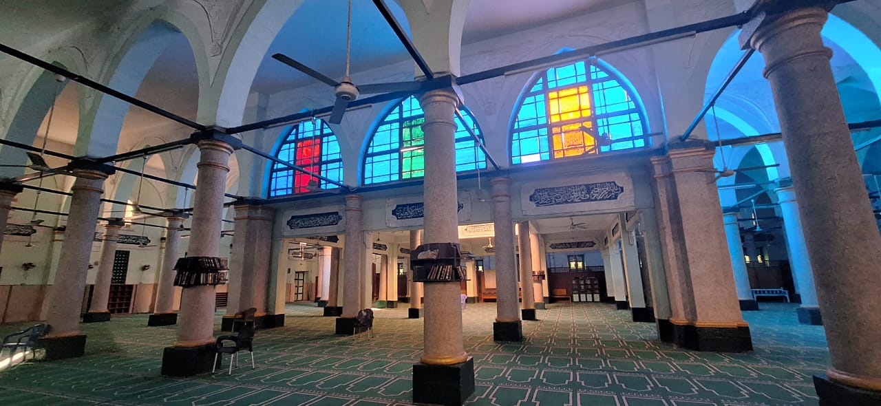 من داخل المسجد الأموى بمحافظة أسيوط