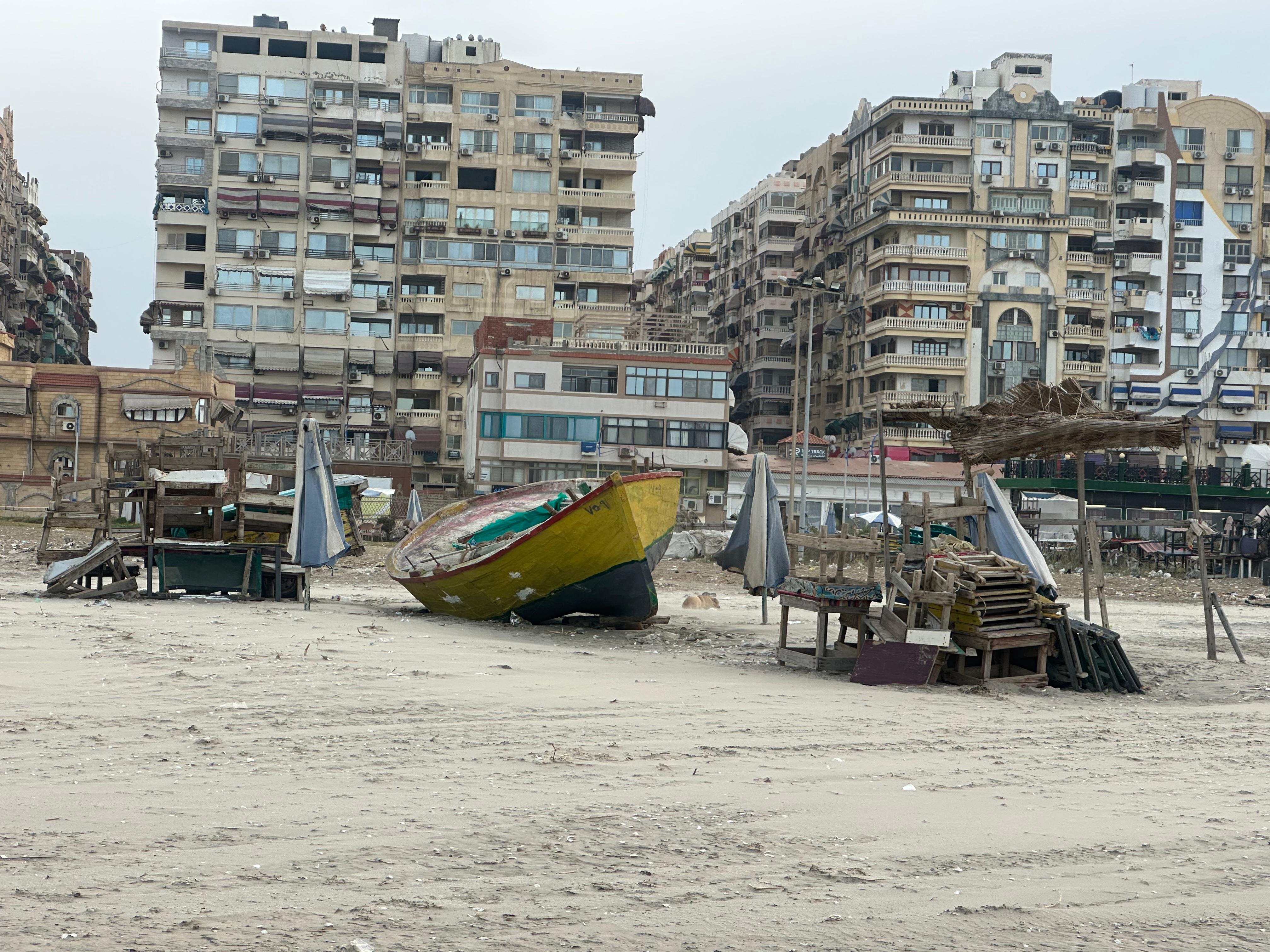 قارب الضيادين قارب الضيادين