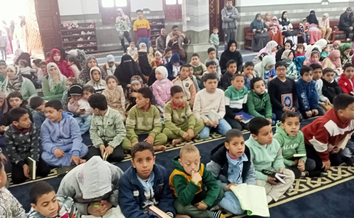 عقد مسابقىة لحفظة القرآن الكريم