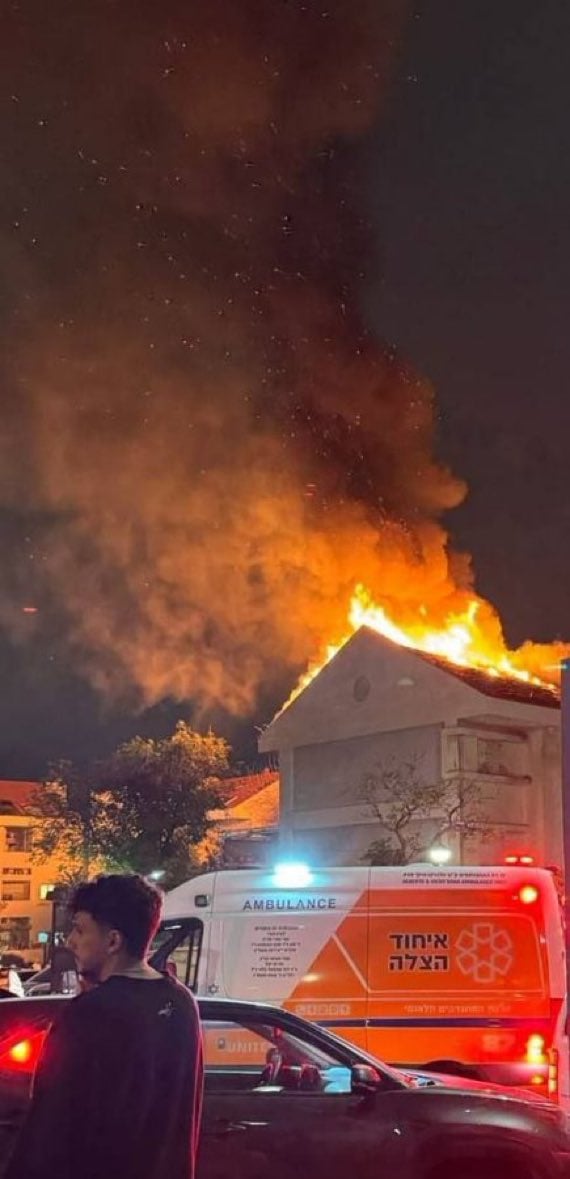 سقوط صاروخ إيرانى وسط تل أبيب