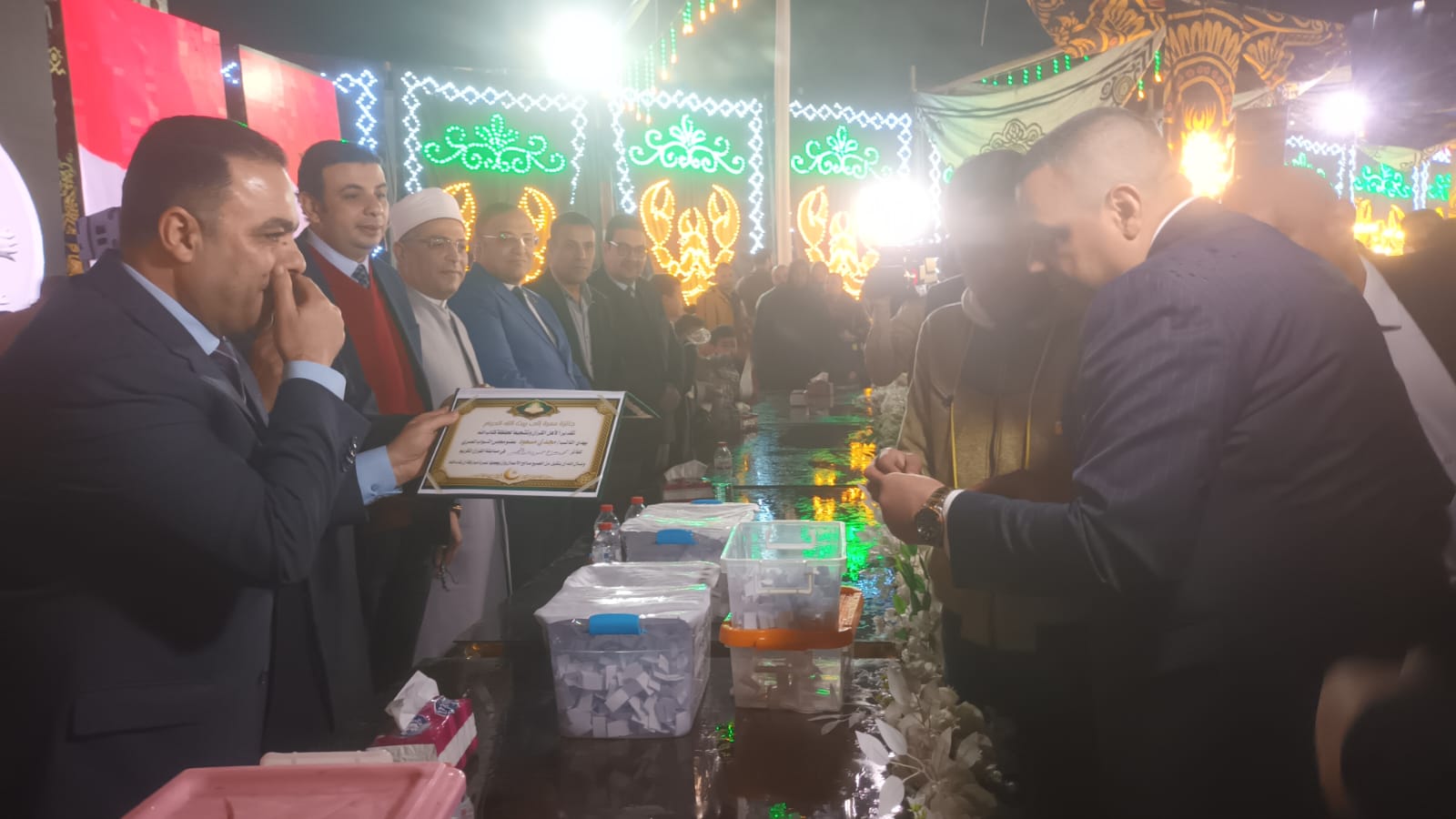 خلال التكريم