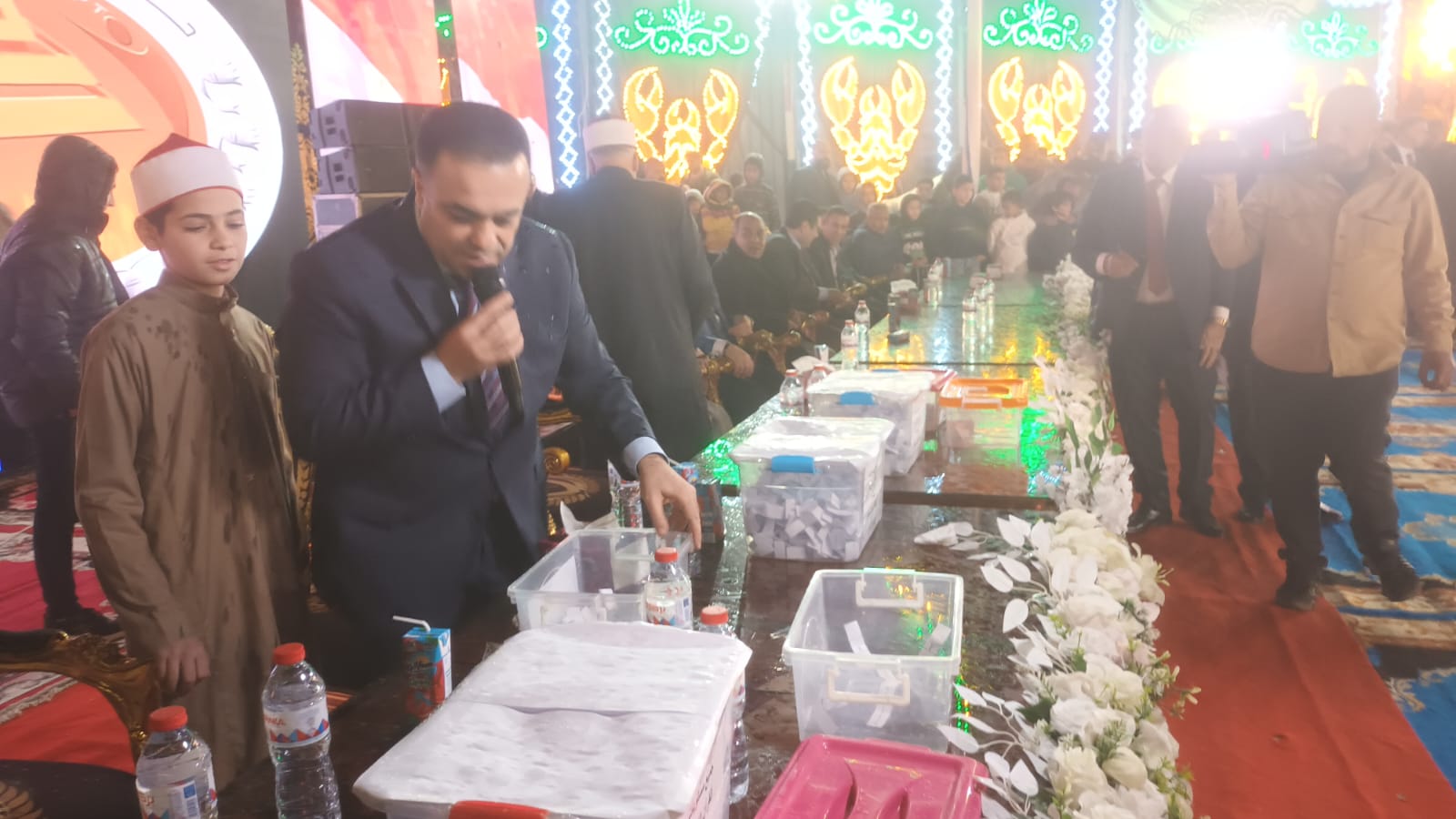 خلال سحب العمرات