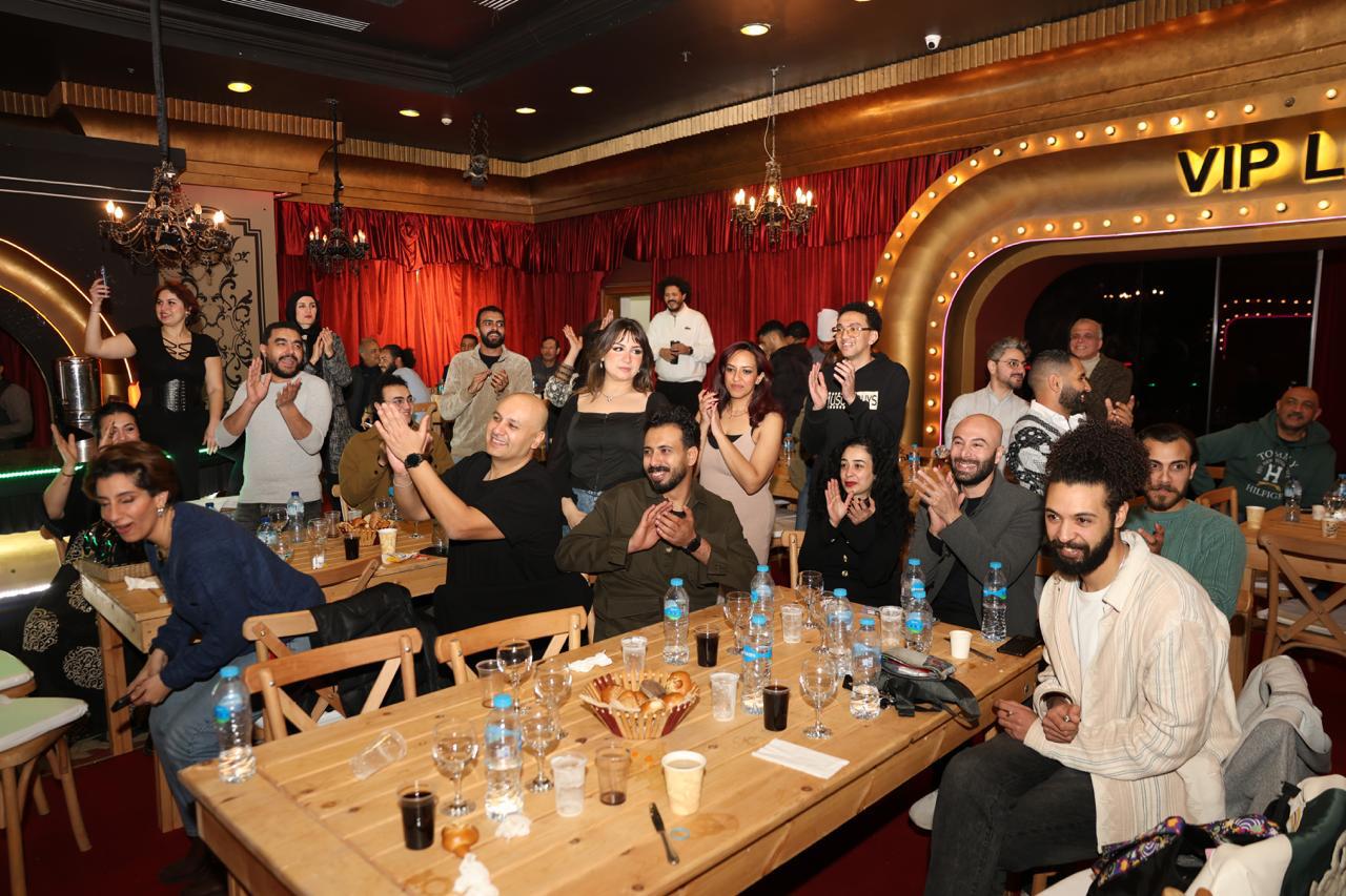 المخرج احمد البوهي يقيم افطارا جماعيا  (4)