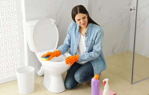 تنظيف ارضية الحمام