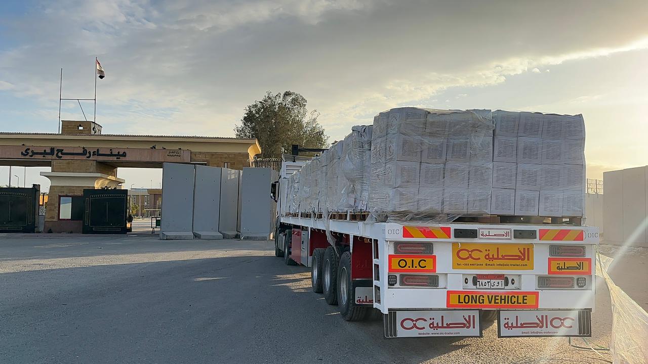 المساعدات الإنسانية إلى غزة