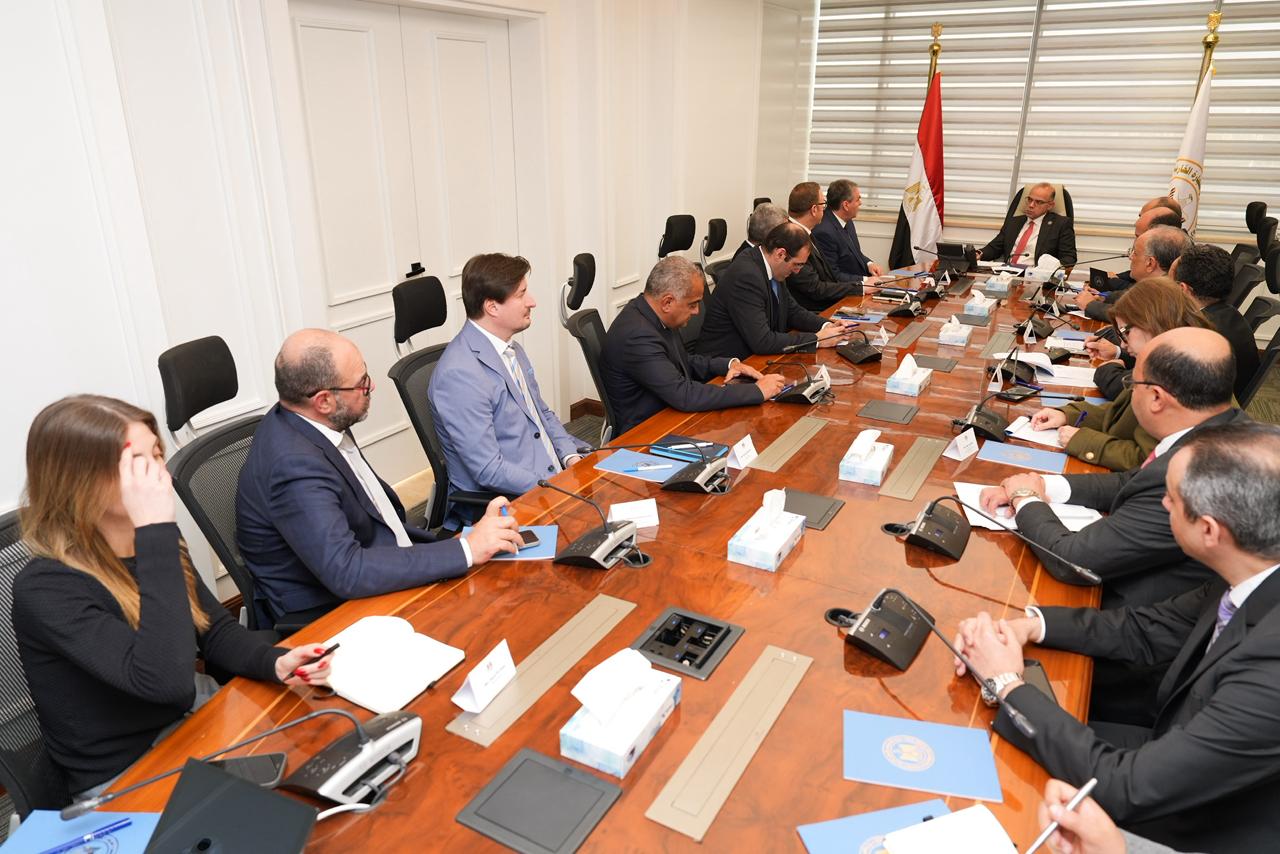 ed64dd76-3ba2-49ce-a268-4ee370b424f5