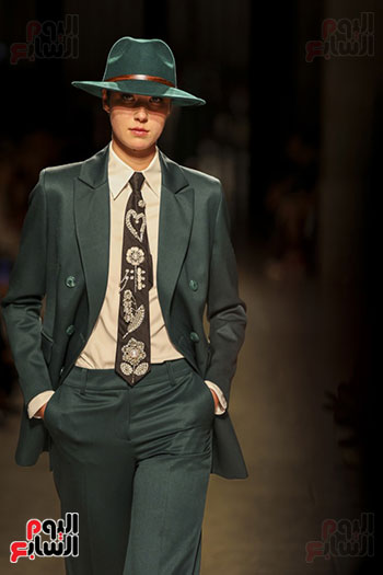 ملابس الرجال الفاخرة