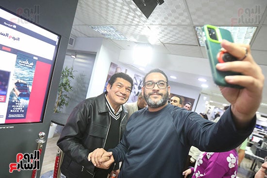 باسم سمرة يزور اليوم السابع