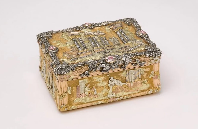 علب التبغ علب التبغ