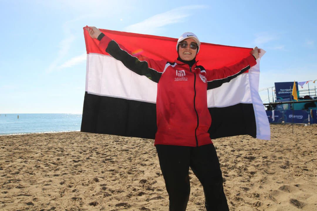 آيات إبراهيم ترفع علم مصر آيات إبراهيم ترفع علم مصر