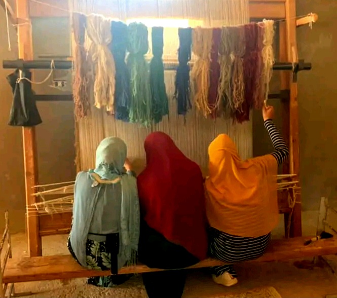 عمل لا يتوقف لانتاج سجاد التصدير