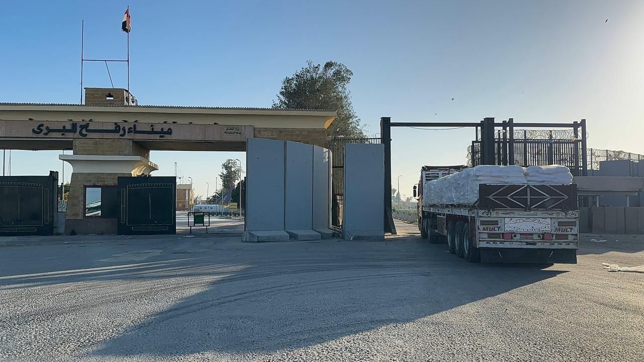 المساعدات الإنسانية إلى غزة