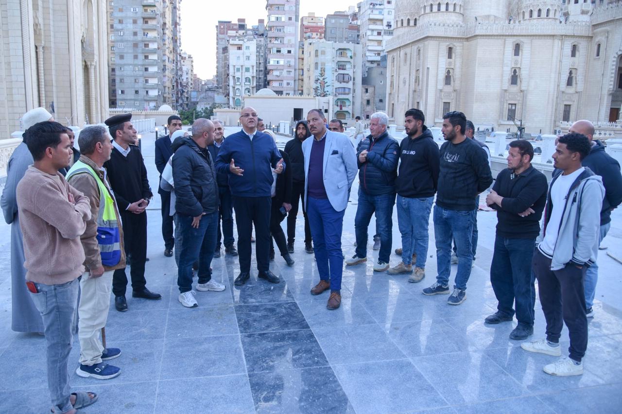 المحافظ يتفقد الميدان