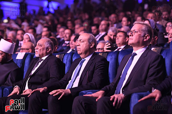 عدد من الوزراء بالمؤتمر الختامى للحزب