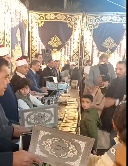 جانب من تكريم حفظة كتاب الله