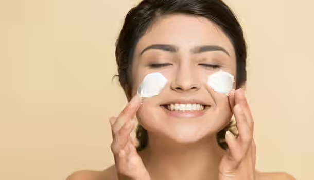 العناية بالبشرة العناية بالبشرة