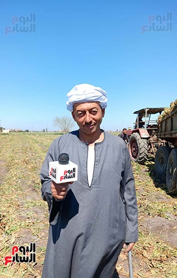 خالد-مصطفى-من-كبار-المزراعين