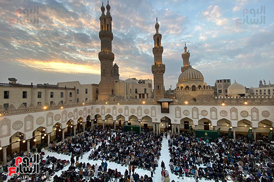 جانب من المصلين فى الجامع الأزهر