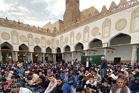 الإفطار فى الجامع الأزهر