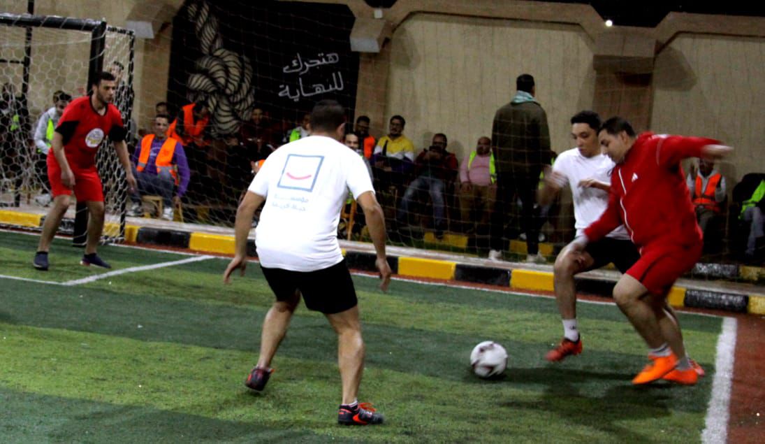 دوري رياضى بين المتعافين من الإدمان  والمتطوعين بمؤسسة "حياة كريمة"