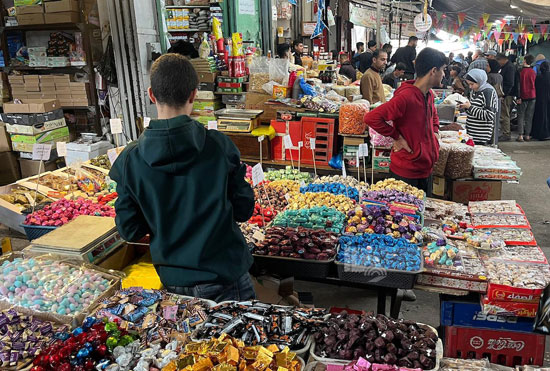 غزة تستقبل عيد الفطر غزة تستقبل عيد الفطر