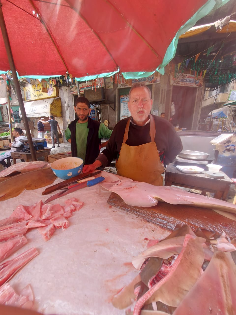 أقدم بائع للمحرات بالسوق