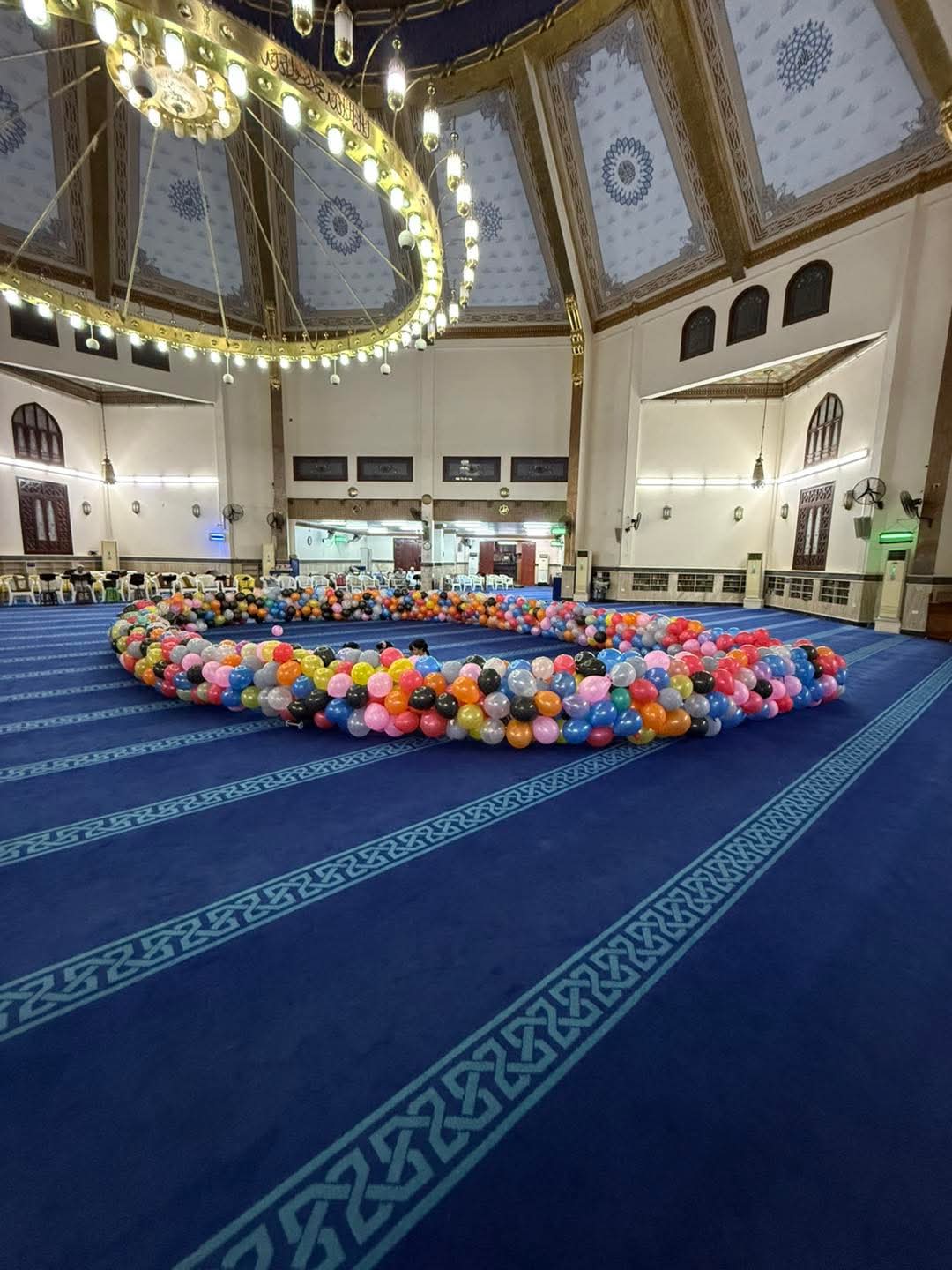 تجهيزات البالونات