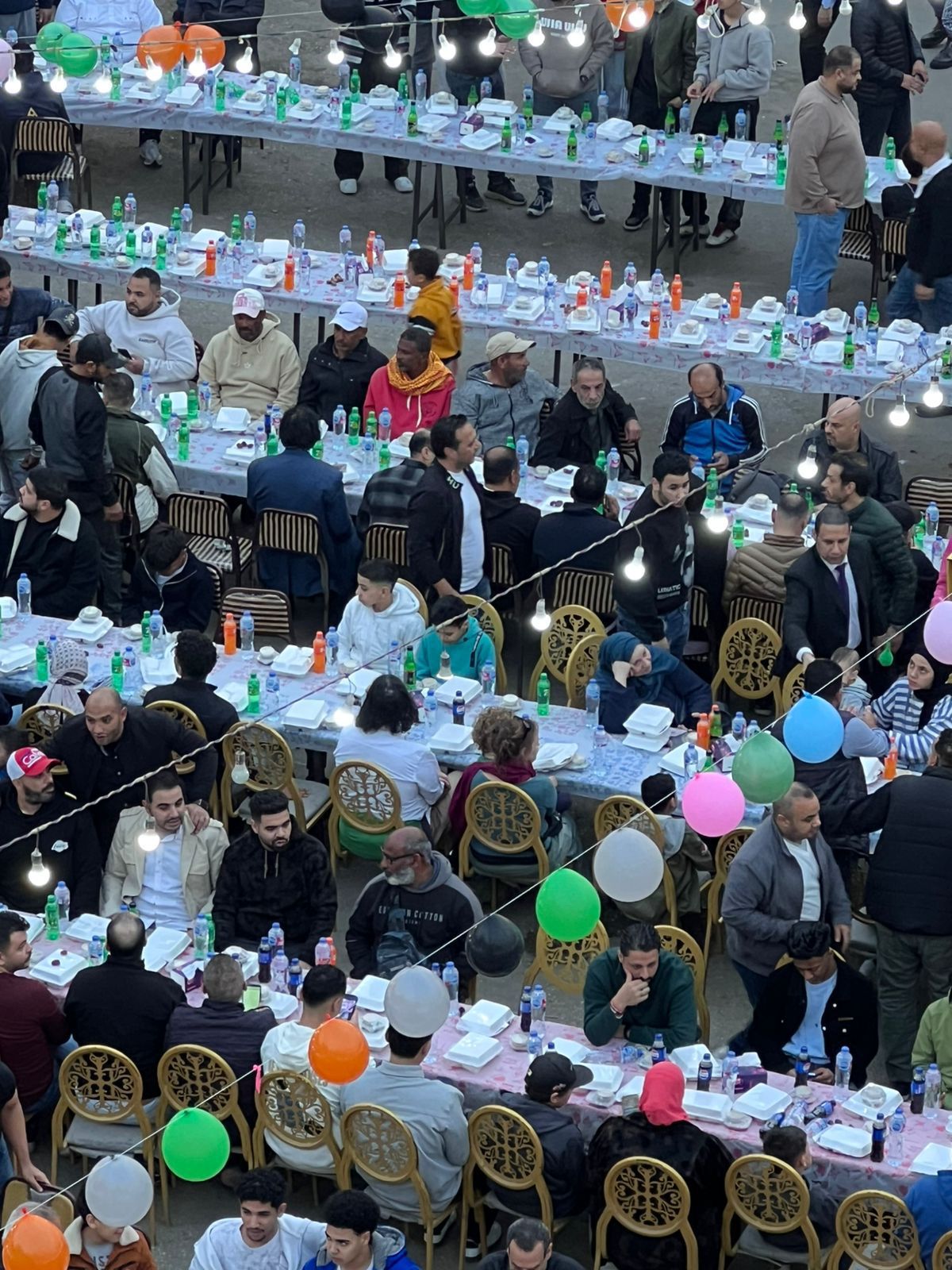 أهالى نزلة السمان ينظمون إفطارا جماعيا مبهرا (5)