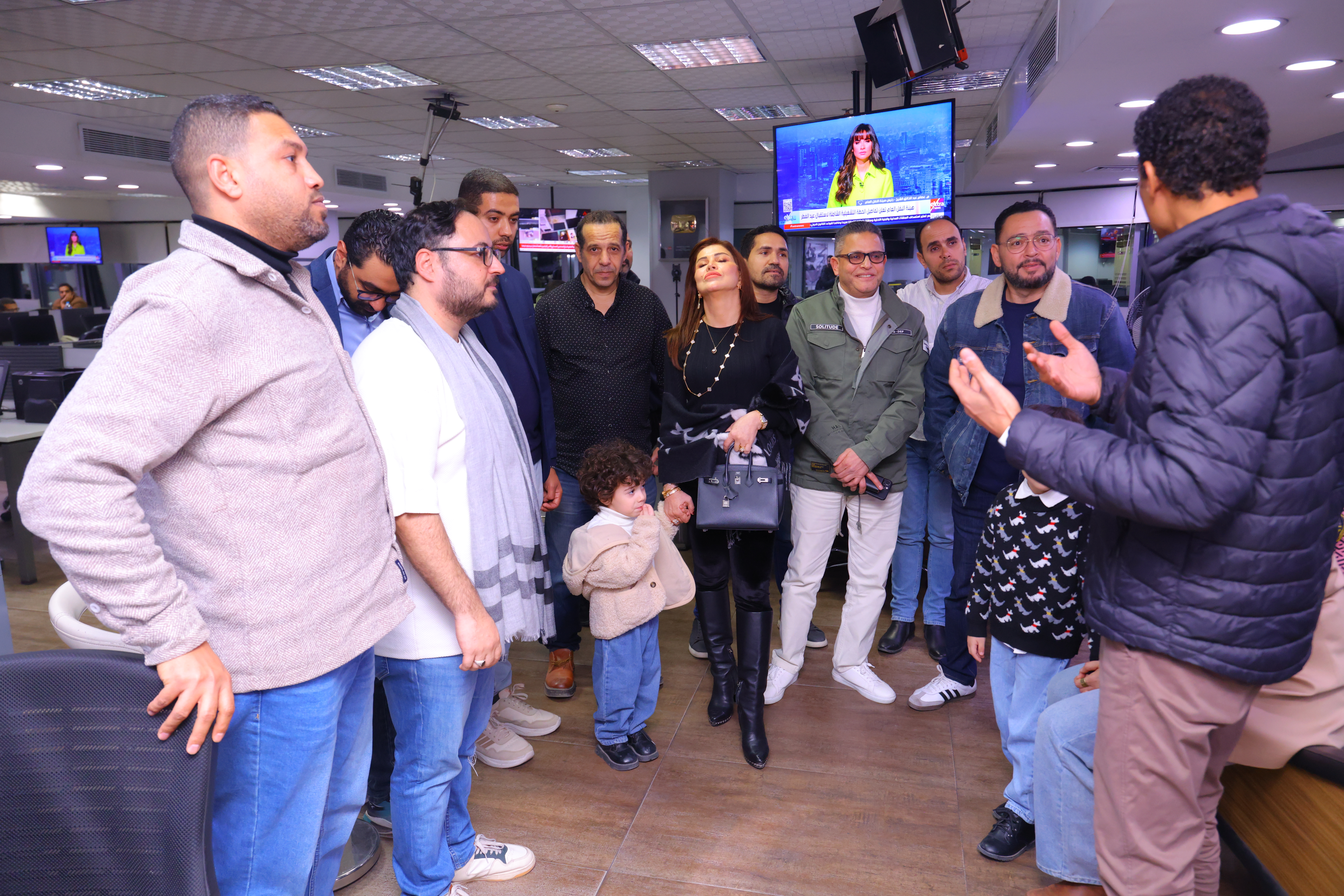 جومانا مراد وأحمد رزق ونجلاء بدر بجولة في اليوم السابع 