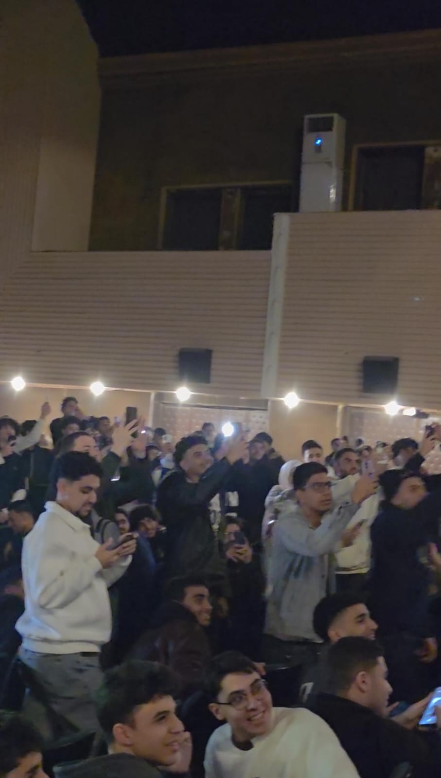 جمهور عرض فيلم ايجي بيست