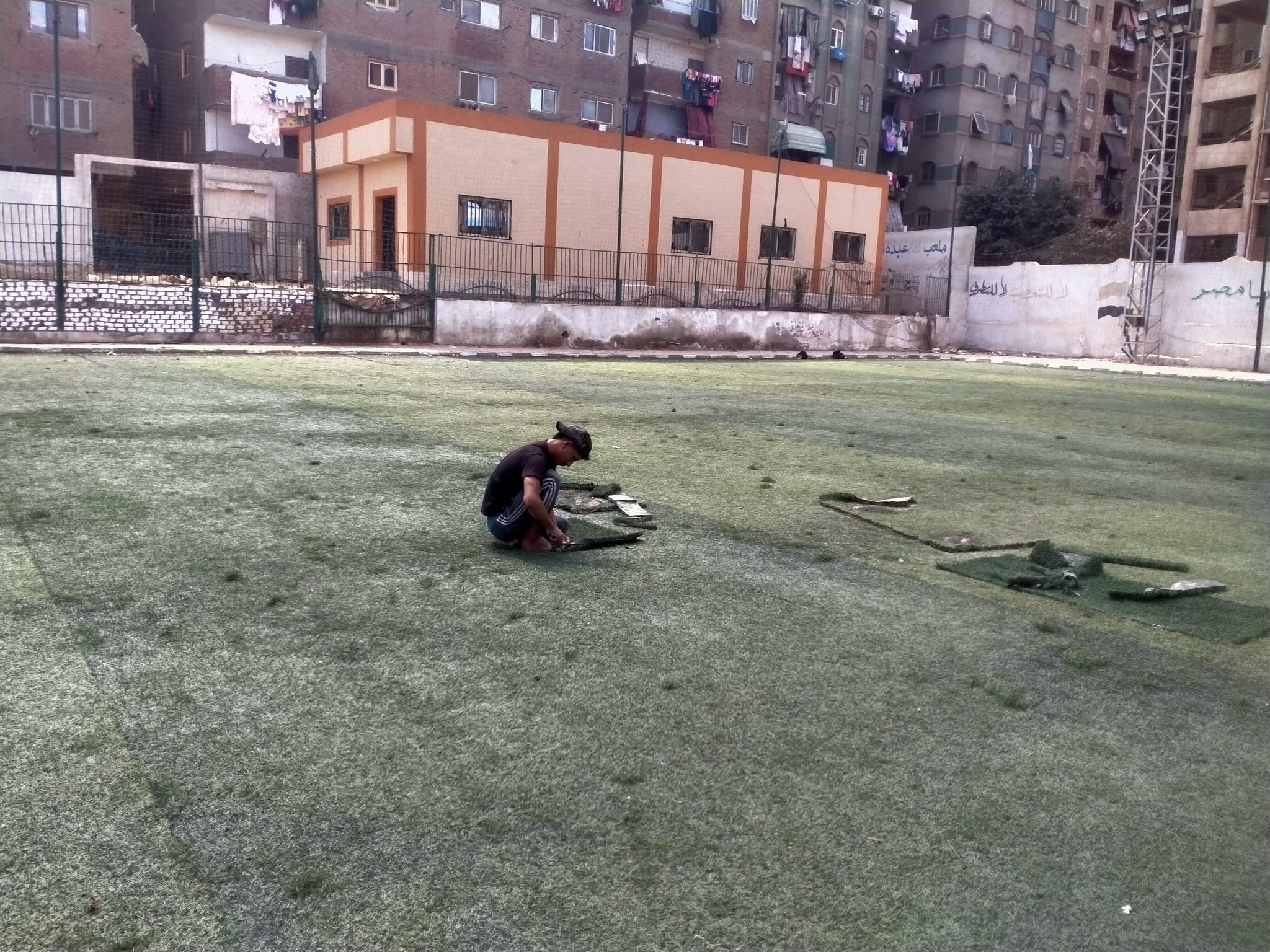 ملاعب ومبنى إدارى بمركز شباب بشتيل