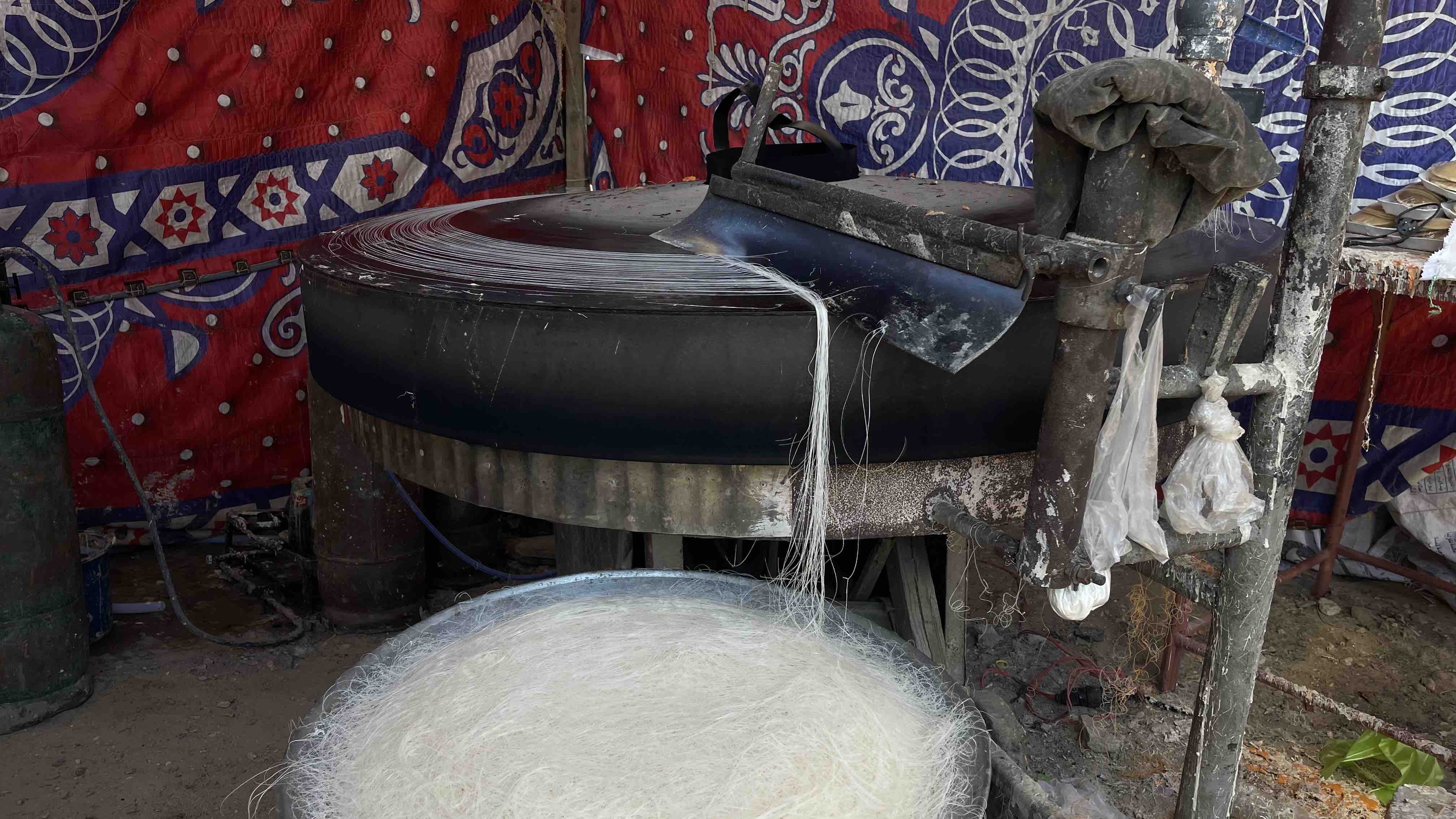 مراحل عمل الكنافة