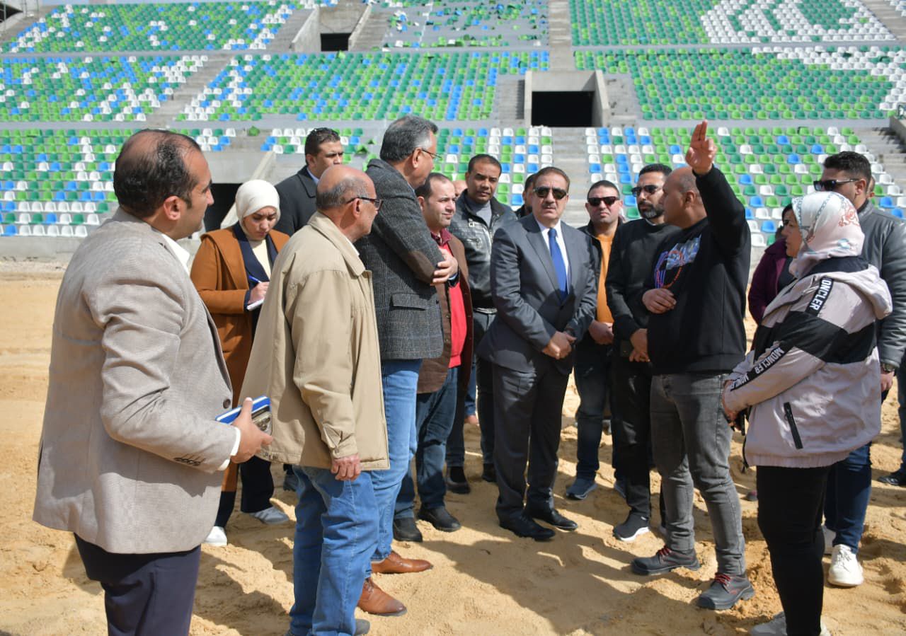 الحوار مع مسؤولي الشركة