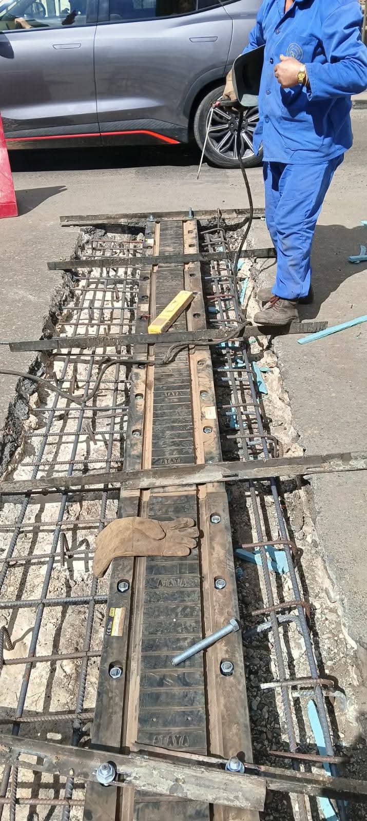 صيانة دورية لرفع كفاءة كوبري 6 أكتوبر صيانة دورية لرفع كفاءة كوبري 6 أكتوبر