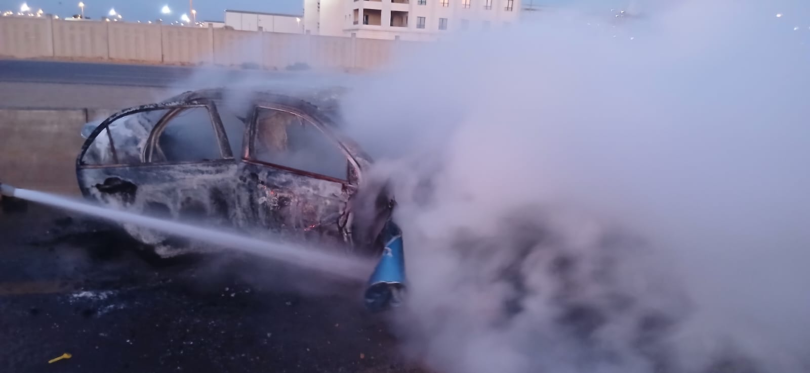 حريق سيارة في حادث تصادم بصحرواي الإسكندرية حريق سيارة في حادث تصادم بصحرواي الإسكندرية