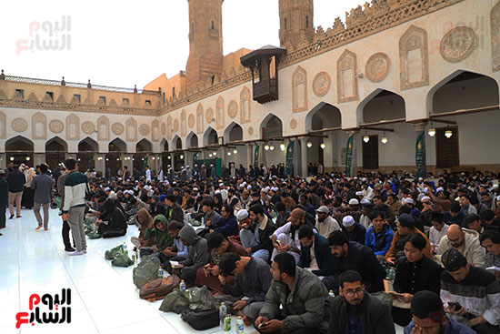الإفطار فى الجامع الأزهر