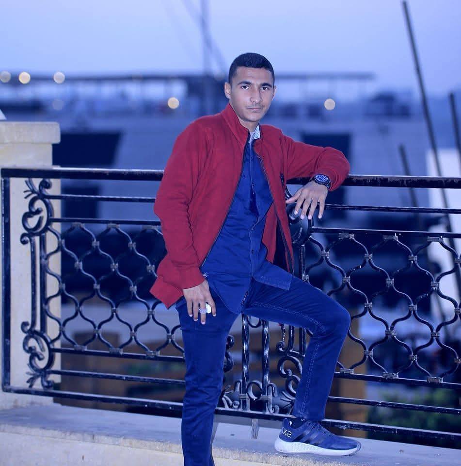 أحد الفائزين في مسابقة القرآن الكريم بكليات الجامعة أحد الفائزين في مسابقة القرآن الكريم بكليات الجامعة