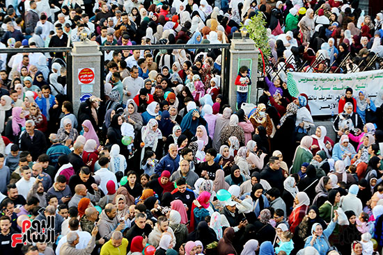 حضور كثيف من اهالي المنطقة