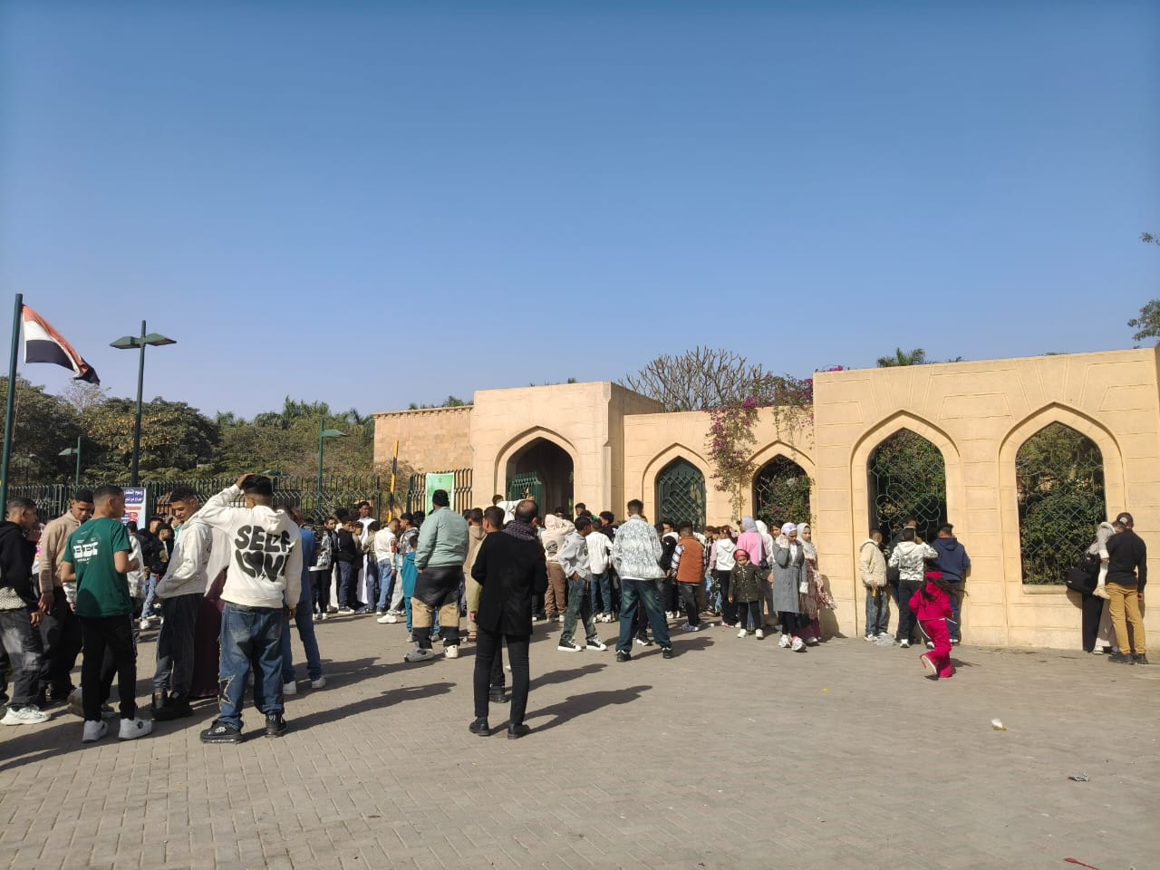 حديقة الأزهر تفتح أبوابها لاستقبال الزائرين