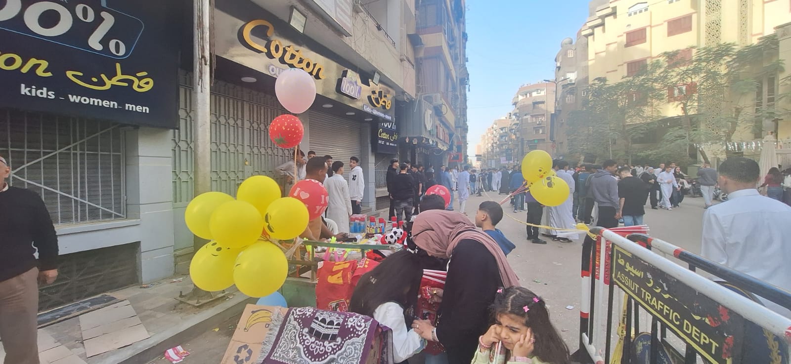 اجاوء الفرحة والبلالين بالشوارع