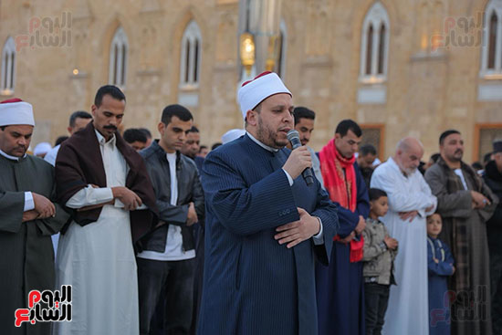 صلاة عيد الفطر بمسجد الحسين (20)