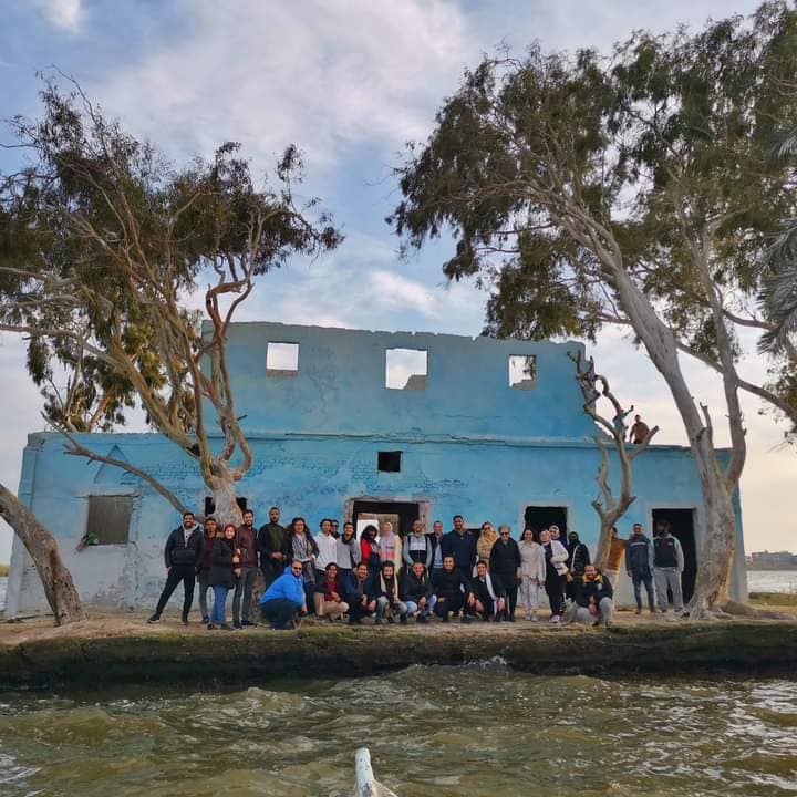 جانب من وفد سياحي جانب من وفد سياحي