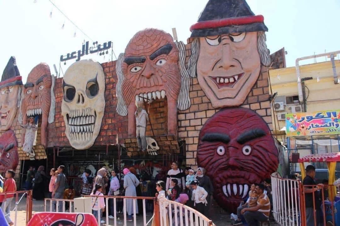 الاقبال على الملاهي