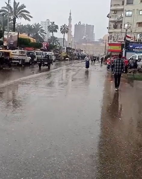 جانب من هطول الامطار