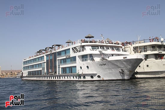 بواخر-سياحية- بواخر-سياحية-