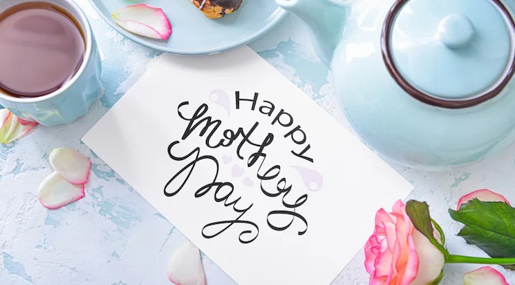 رسائل الهتنئة بعيد الأم 2026 رسائل الهتنئة بعيد الأم 2026