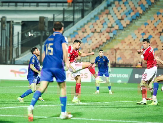 لحظة تسجيل الهدف لحظة تسجيل الهدف